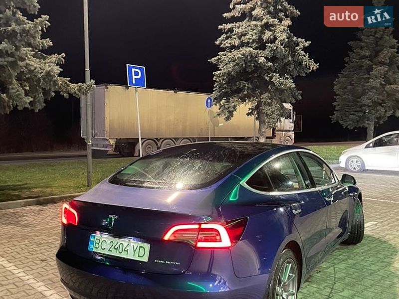 Седан Tesla Model 3 2019 в Львові фото 19 Седан Tesla Model 3 2019 в Львові
