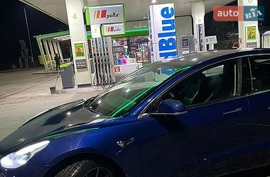 Седан Tesla Model 3 2019 в Львові фото 12 Седан Tesla Model 3 2019 в Львові
