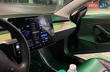 Седан Tesla Model 3 2019 в Львові фото 29 Седан Tesla Model 3 2019 в Львові