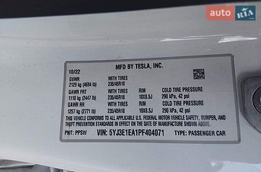 Седан Tesla Model 3 2022 в Львове