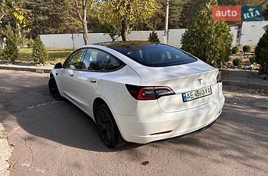 Седан Tesla Model 3 2023 в Днепре