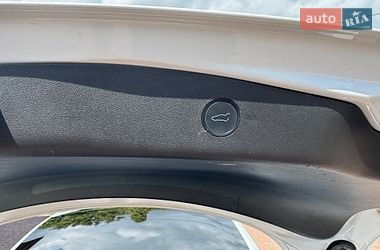 Седан Tesla Model 3 2021 в Миргороді