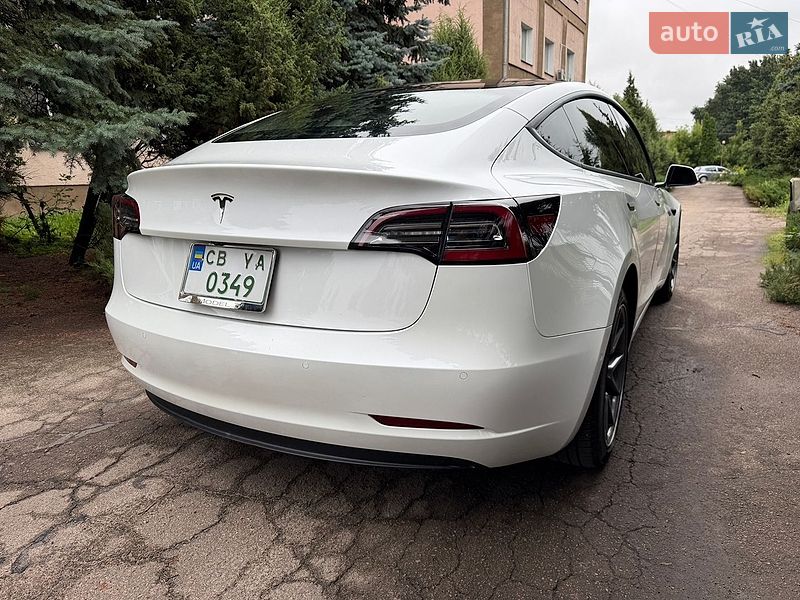 Седан Tesla Model 3 2021 в Нежине