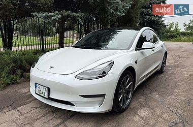 Седан Tesla Model 3 2021 в Нежине