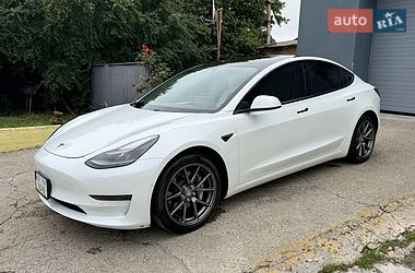 Седан Tesla Model 3 2021 в Нежине