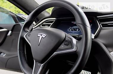 Седан Tesla Model S 2015 в Харькове
