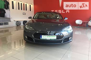 Седан Tesla Model S 2013 в Харькове