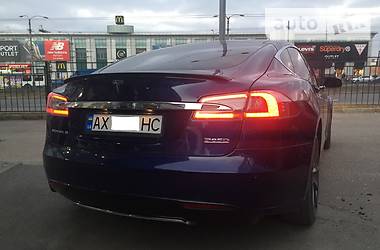 Другие легковые Tesla Model S 2015 в Харькове