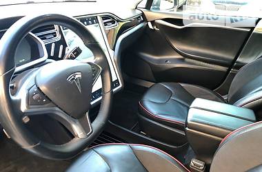 Седан Tesla Model S 2013 в Киеве