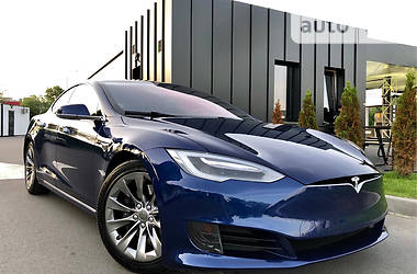 Седан Tesla Model S 2017 в Днепре