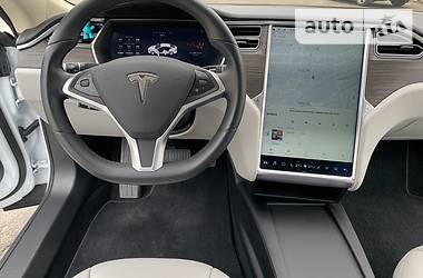 Лифтбек Tesla Model S 2015 в Киеве