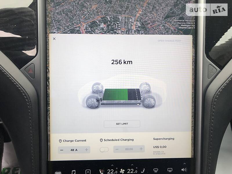 Седан Tesla Model S 2018 в Одесі