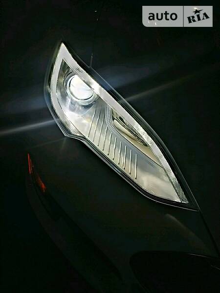 Седан Tesla Model S 2016 в Житомирі фото 6 Седан Tesla Model S 2016 в Житомирі