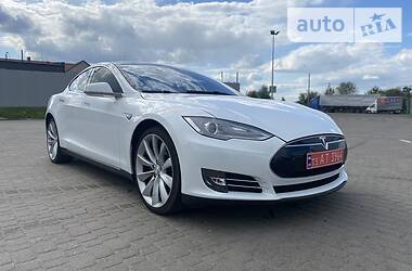 Хэтчбек Tesla Model S 2013 в Луцке