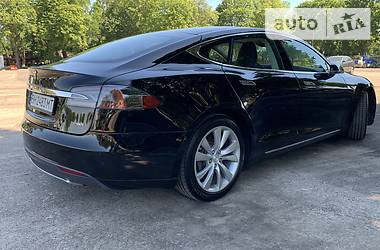 Лифтбек Tesla Model S 2014 в Одессе