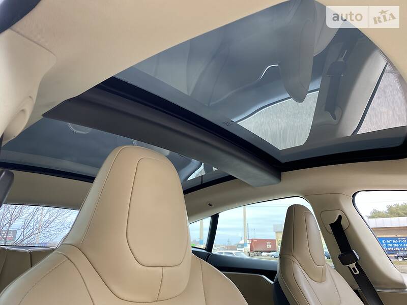 Седан Tesla Model S 2013 в Дніпрі фото 32 Седан Tesla Model S 2013 в Дніпрі