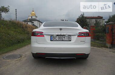Лифтбек Tesla Model S 2013 в Бориславе