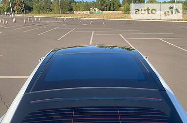 Седан Tesla Model S 2016 в 