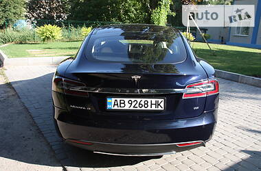 Хетчбек Tesla Model S 2014 в Вінниці
