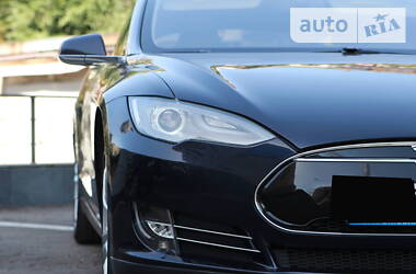 Лифтбек Tesla Model S 2013 в Харькове