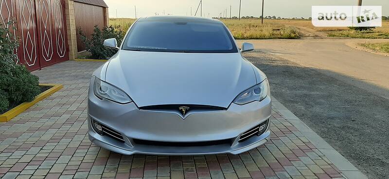 Хэтчбек Tesla Model S 2013 в Одессе