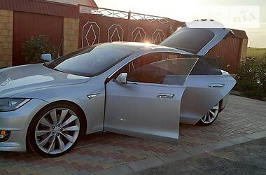 Хетчбек Tesla Model S 2013 в Одесі