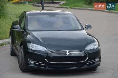 Лифтбек Tesla Model S 2012 в Киеве
