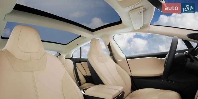 Лифтбек Tesla Model S 2012 в Киеве