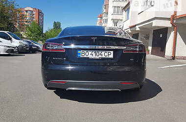 Купе Tesla Model S 2013 в Тернополе