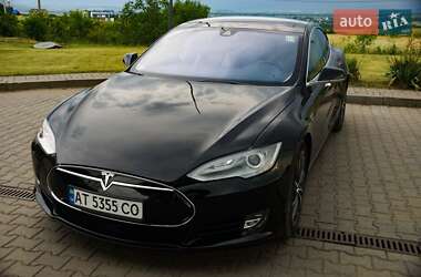 Хетчбек Tesla Model S 2015 в Коломиї