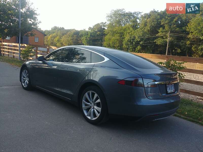 Ліфтбек Tesla Model S 2014 в Києві фото 3 Ліфтбек Tesla Model S 2014 в Києві