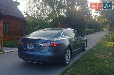 Ліфтбек Tesla Model S 2014 в Києві фото 8 Ліфтбек Tesla Model S 2014 в Києві