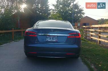 Лифтбек Tesla Model S 2014 в Киеве