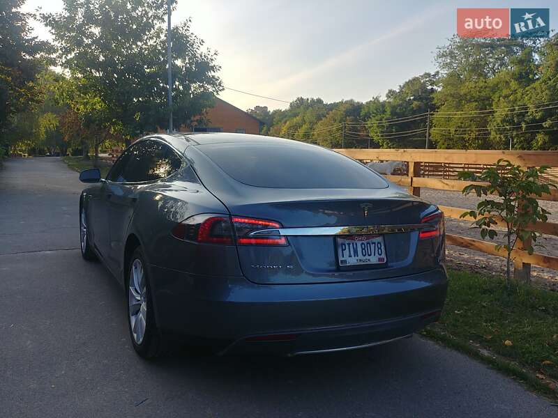 Ліфтбек Tesla Model S 2014 в Києві фото 11 Ліфтбек Tesla Model S 2014 в Києві