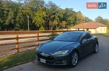 Лифтбек Tesla Model S 2014 в Киеве
