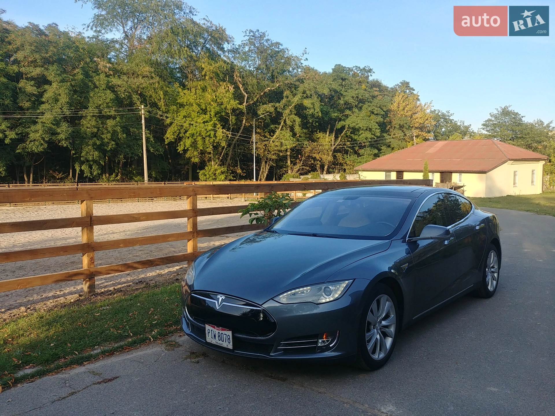 2014 Tesla Model S - мініатюра 16