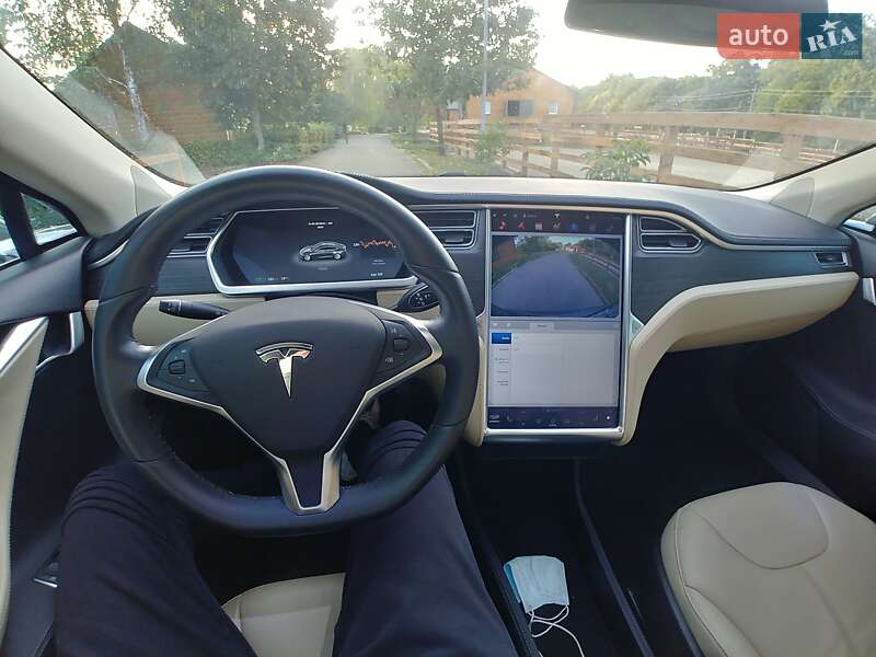 Ліфтбек Tesla Model S 2014 в Києві фото 18 Ліфтбек Tesla Model S 2014 в Києві