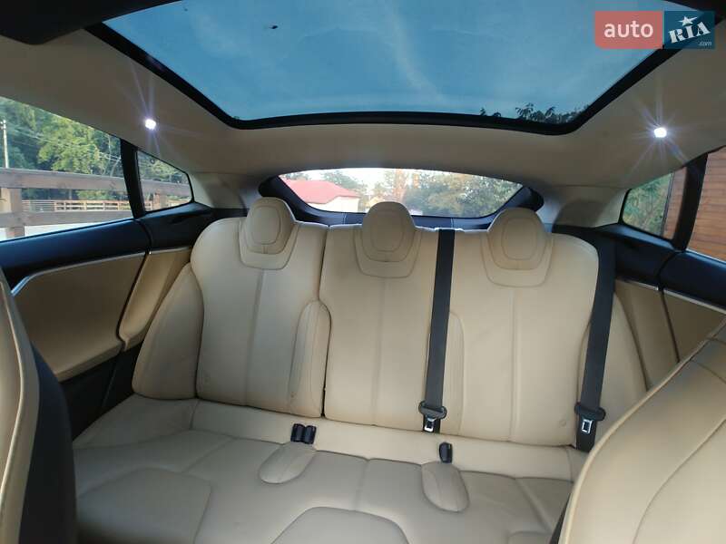 Ліфтбек Tesla Model S 2014 в Києві фото 20 Ліфтбек Tesla Model S 2014 в Києві