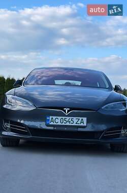 Седан Tesla Model S 2018 в Луцьку