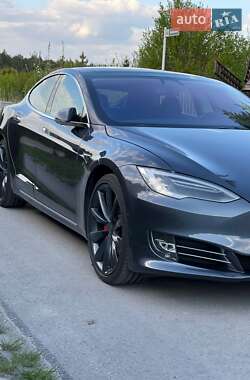 Седан Tesla Model S 2018 в Луцьку