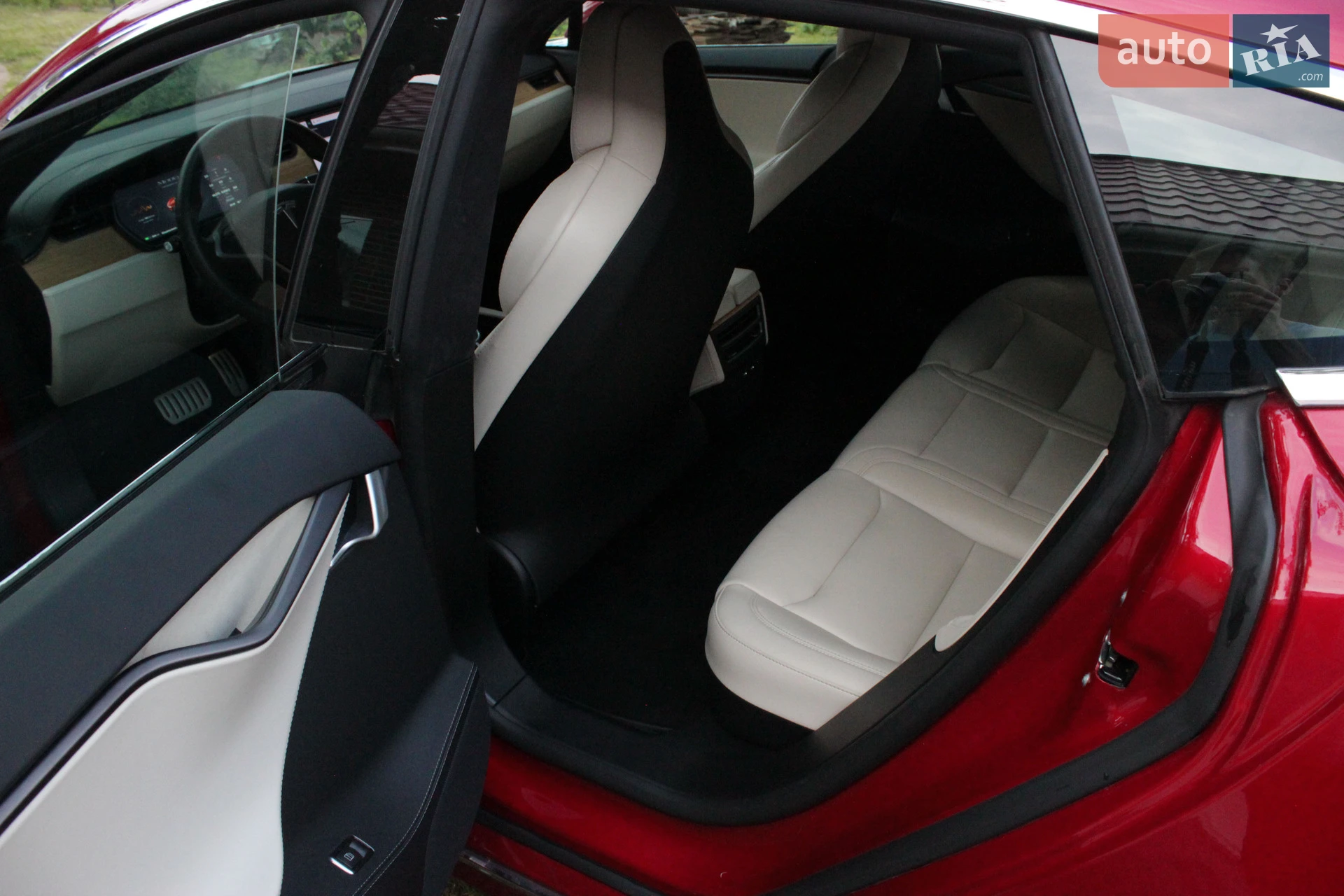 2019 Tesla Model S - мініатюра 8