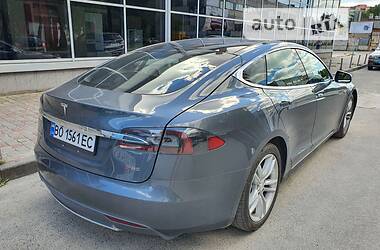 Лифтбек Tesla Model S 2013 в Тернополе