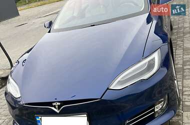 Ліфтбек Tesla Model S 2018 в Львові
