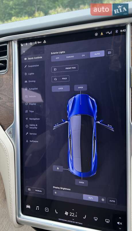 Ліфтбек Tesla Model S 2018 в Львові