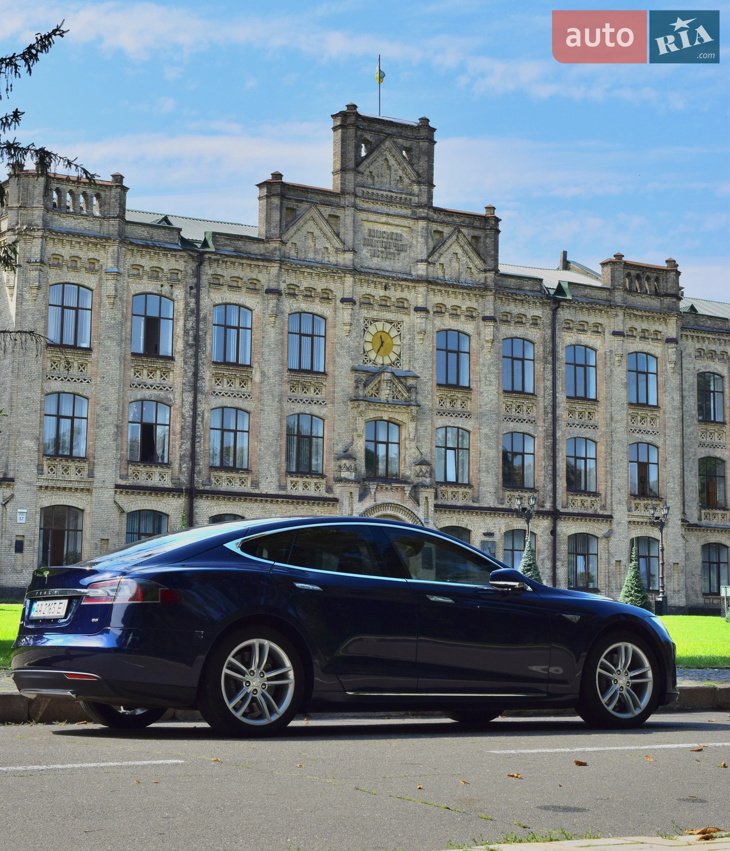 2015 Tesla Model S - мініатюра 5
