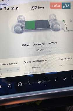Седан Tesla Model S 2014 в 