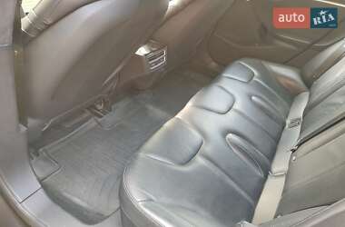Лифтбек Tesla Model S 2015 в Смеле