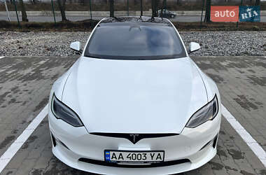 Лифтбек Tesla Model S 2022 в Киеве