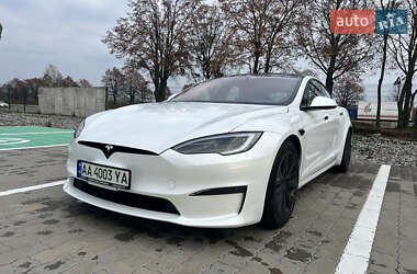 Лифтбек Tesla Model S 2022 в Киеве