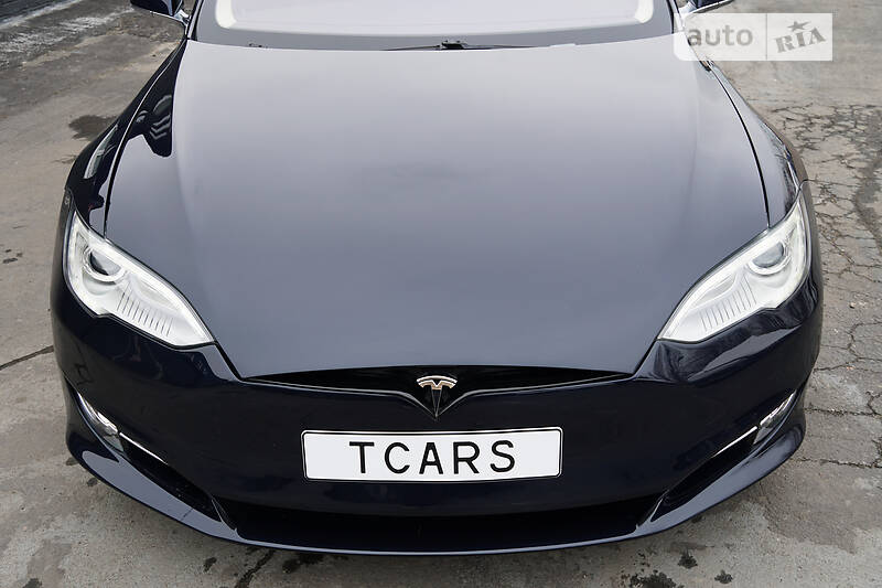 Лифтбек Tesla Model S 2013 в Киеве